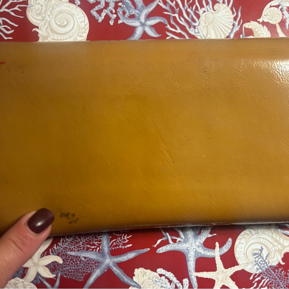 Gucci Vintage Patent Leather Wallet - Picture 2 of 10